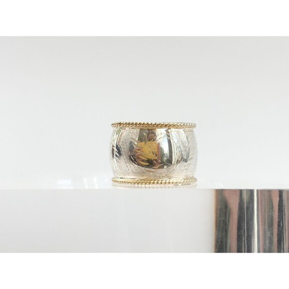 Thai Made Two Toned Floral Hand Carved 925 Sterling Silver Vintage Ring - sz 7.5 - Picture 2 of 13